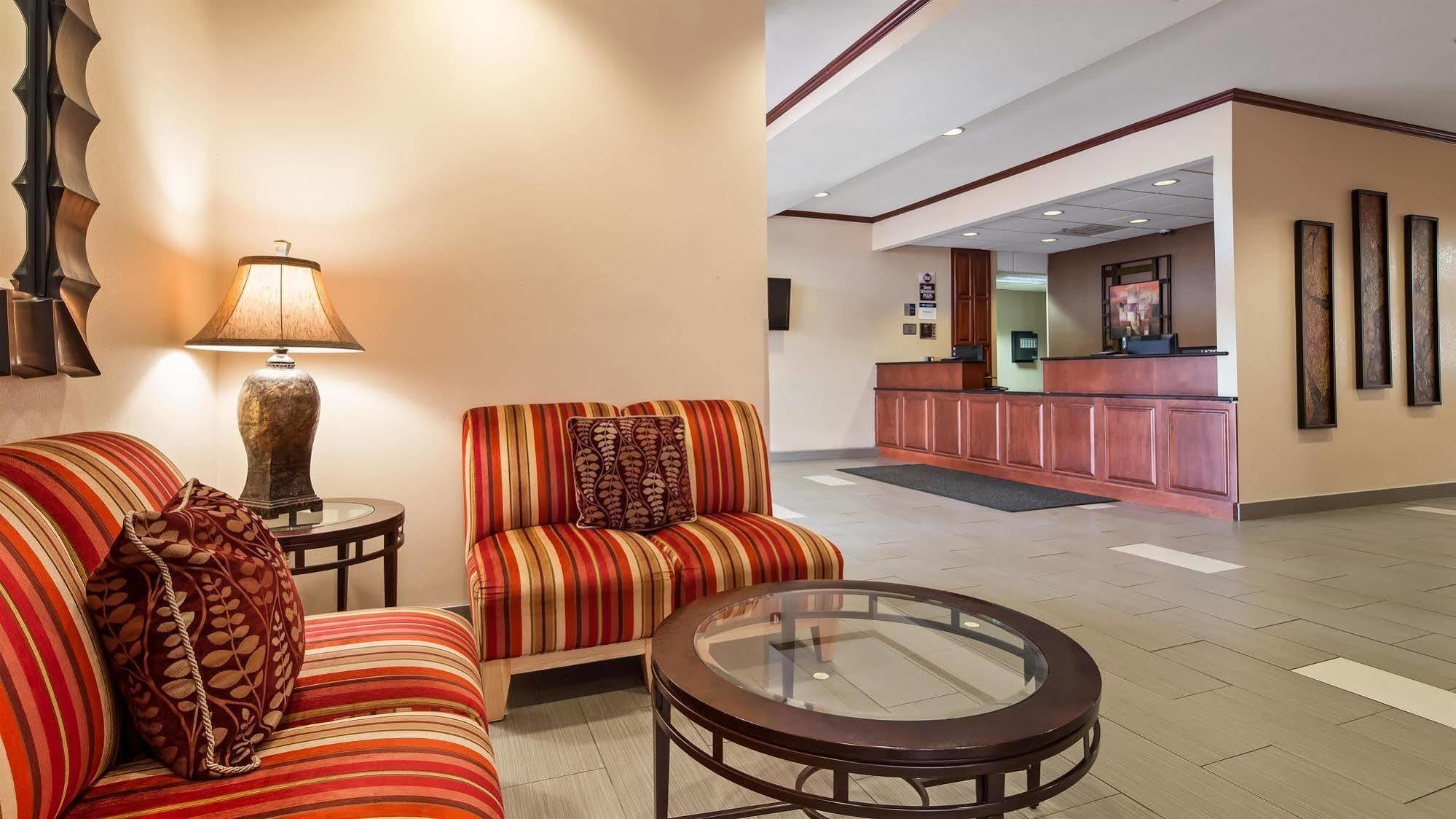 Best Western Plus Kansas City Airport - Kci East Exterior foto